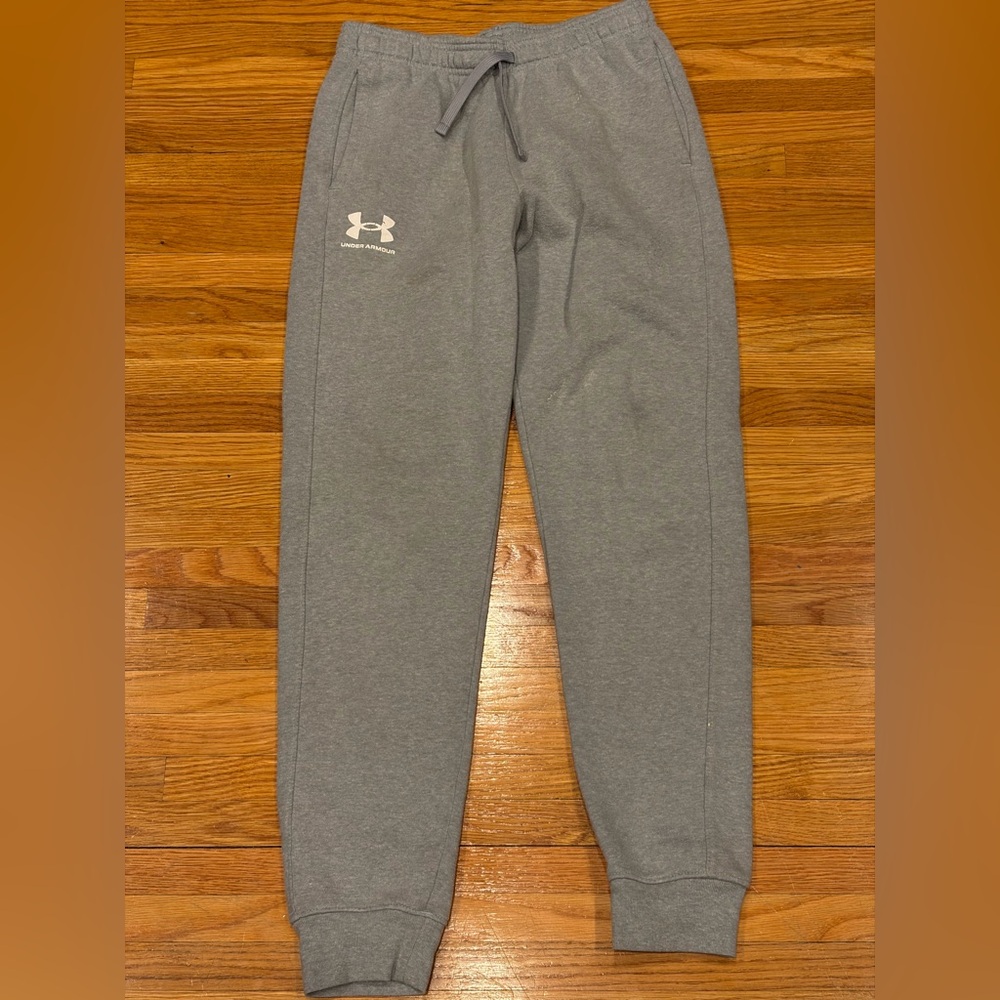 Under Armour Heather Gray Sweatpants